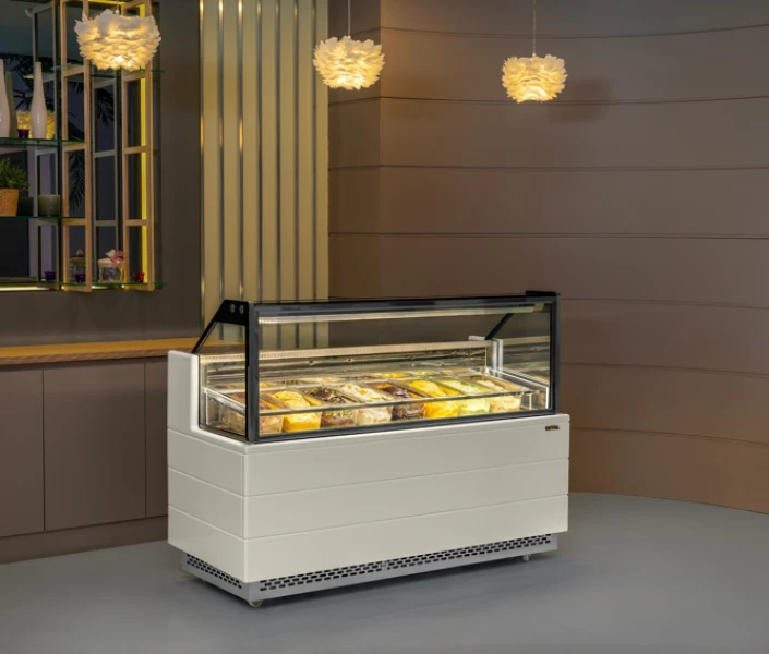 Ön ve yan panellerde RAL renkler
