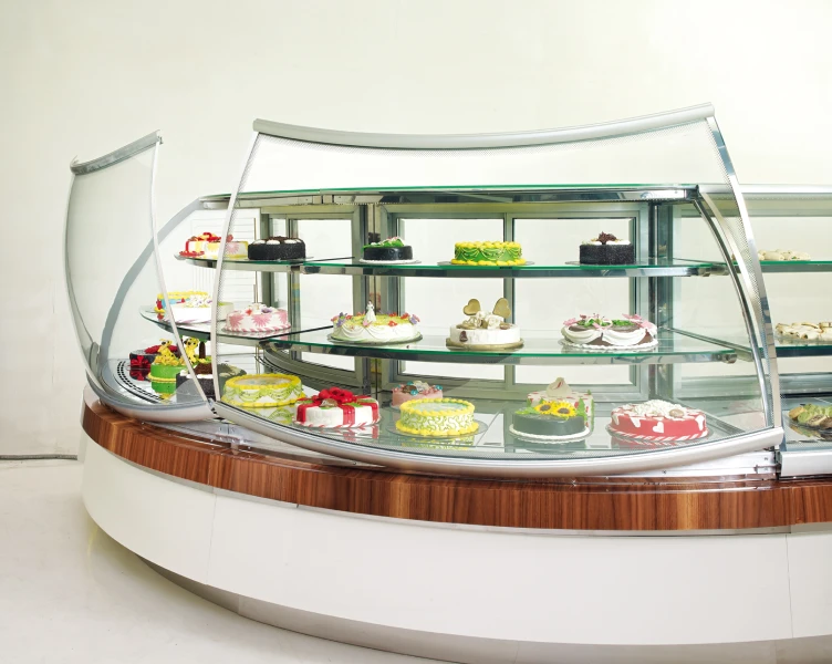 Ön cam açılabilir