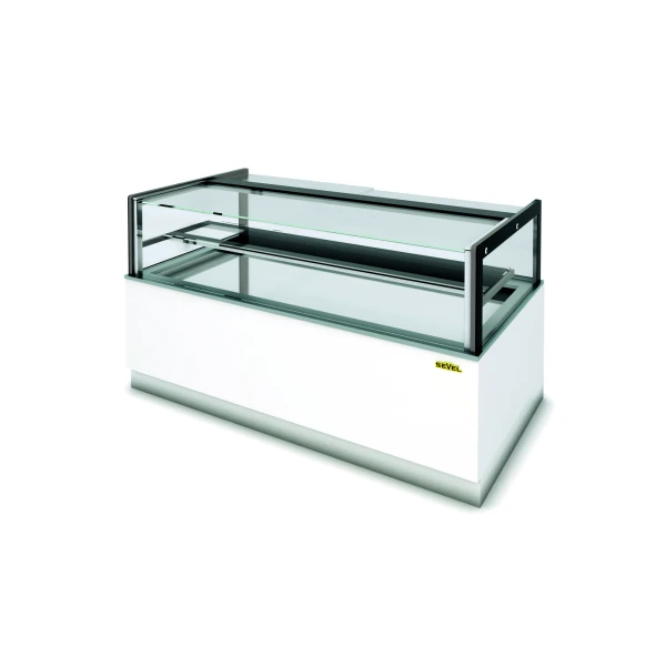 Cilalı panellerle oluşan minimal tasarım. En kaliteli malzemeler ve detaylarlara büyük önem veren işçilik. Sevel ar-ge departmanı tarafından özel geliştirilen LED aydınılatması ürünlerinizin canlılığını artıracak. En ince ayrıntısına kadar üst segment bir tasarım ve üretim kalitesi

Tasarım Seçenekleri;
Taban + 1 Raf,
Siyah veya beyaz serigrafili camlar.
Taban için siyah veya beyaz kompozit.
Mat veya parlak cilalı RAL renk seçenekleri.